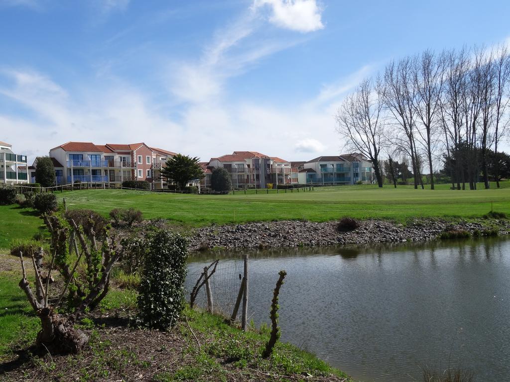 Studio Avec Vue Sur Lac Talmont-Saint-Hilaire Exteriör bild